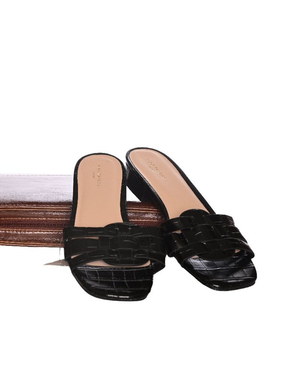 ANN TAYLOR Black Patent Crocodile-embossed Slip on Flat - Mule- Sandal Size 8 - Picture 3 of 8